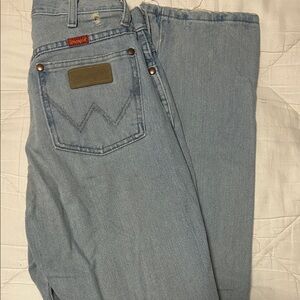 Wrangler Womens Fit Jeans in Light Blue